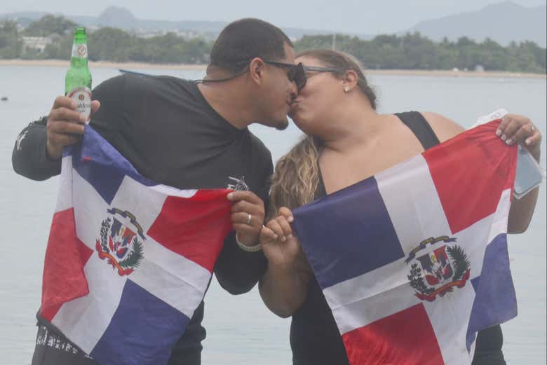 que linda nuestra bandera