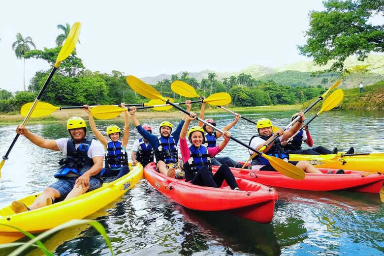 Disfrutando de la experiencia en el río Yásica