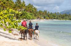Passeio a cavalo pela praia de Puerto Plata