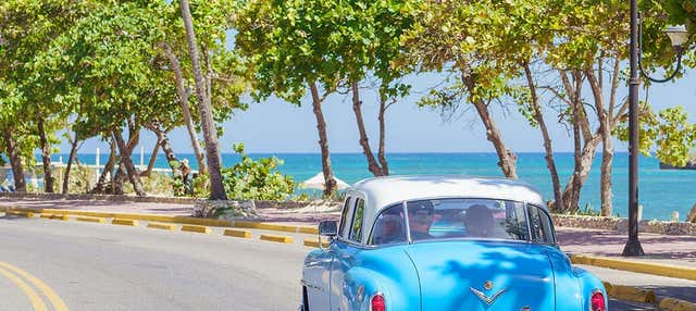 Paseo en coche clásico por Puerto Plata