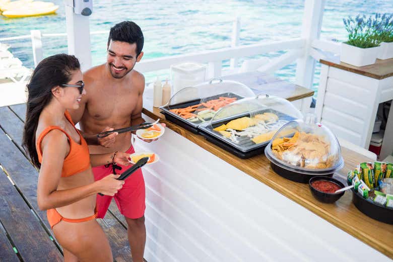 Bar del Reef Explorer