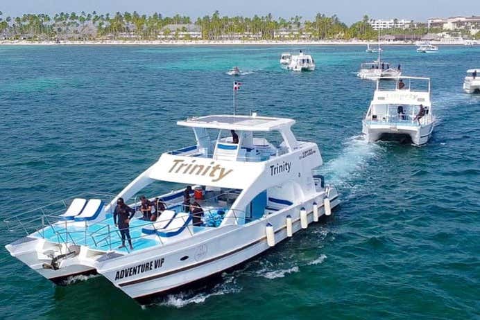 Catamarán durante la actividad
