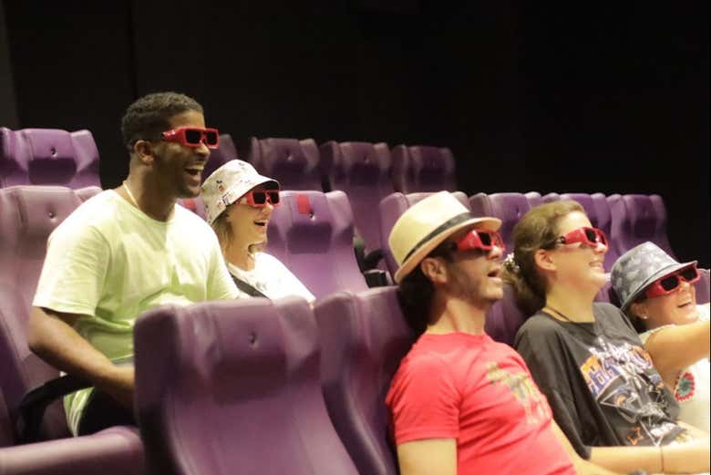 Disfrutando del Cine Colonial 4D