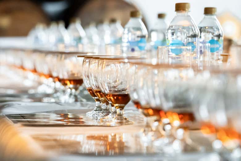 Taças prontas para a degustação