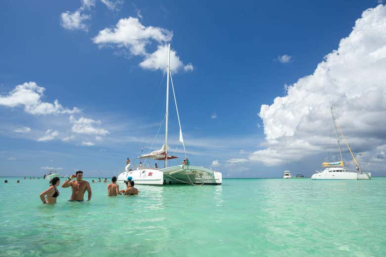 Private Boat to a Natural Pool from Punta Cana