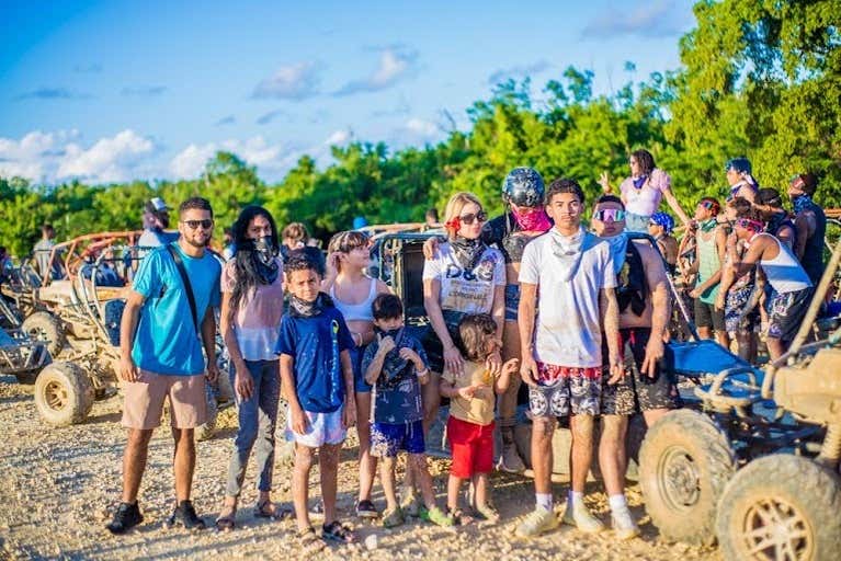 Enjoy this tropical adventure!