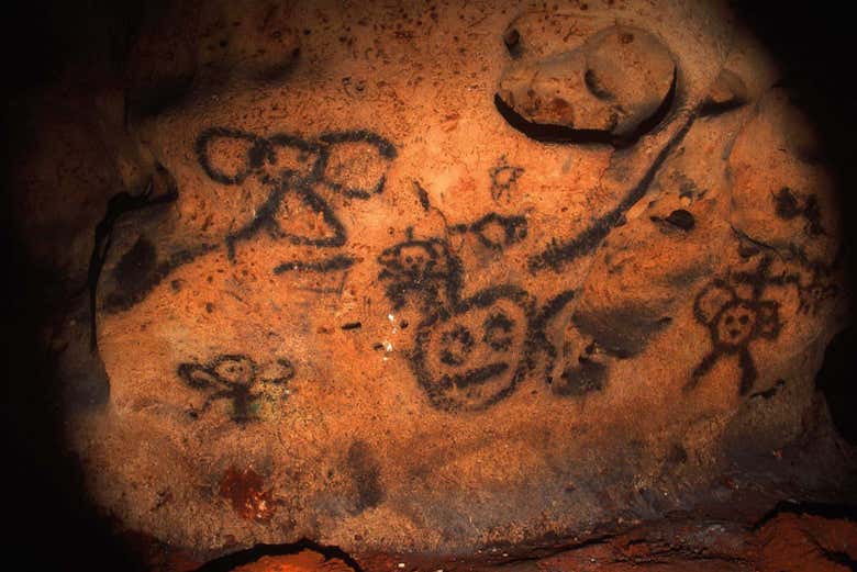 Las pinturas taínas dentro de la Cueva de las Maraivillas
