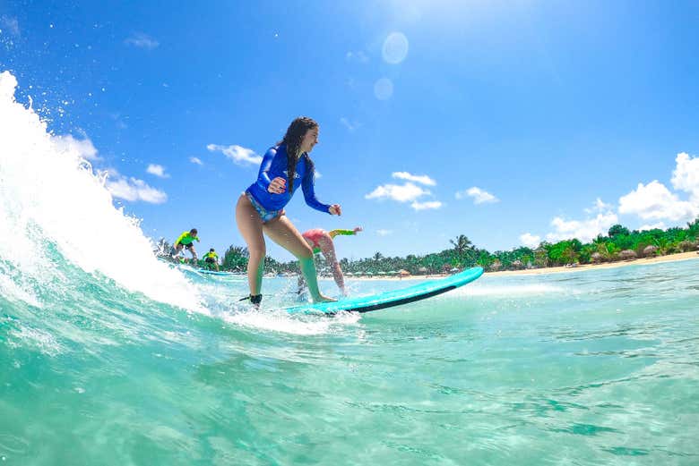 Aprenderéis a coger las olas sobre la tabla