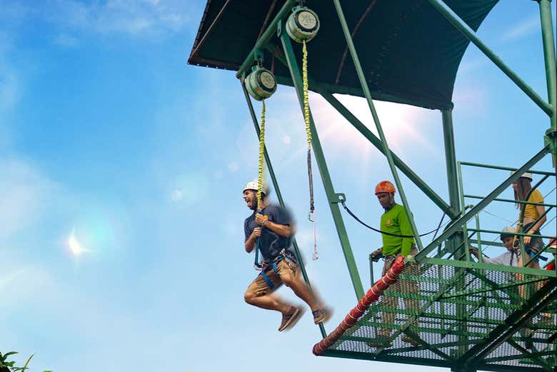 Salto al vacío en La Hacienda Park