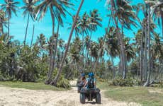 Tour privado en quad por Miches + Playa Esmeralda y Montaña Redonda