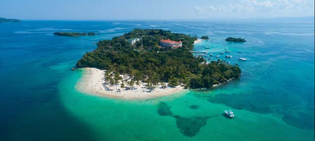 Excursión a Cayo Levantado