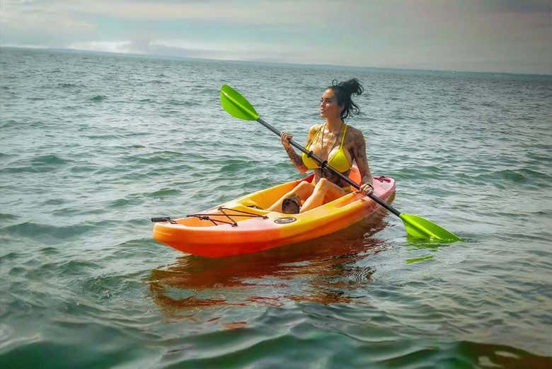 Disfrutando del Parque Nacional Los Haitises en kayak