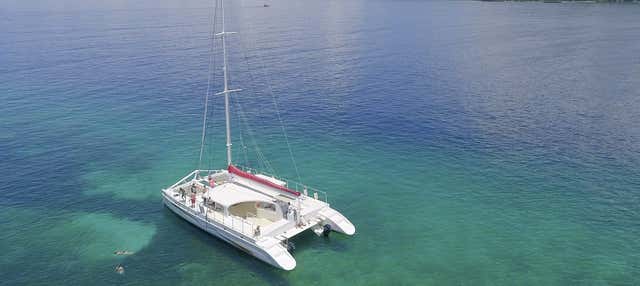 Paseo en catamarán por la bahía de Samaná