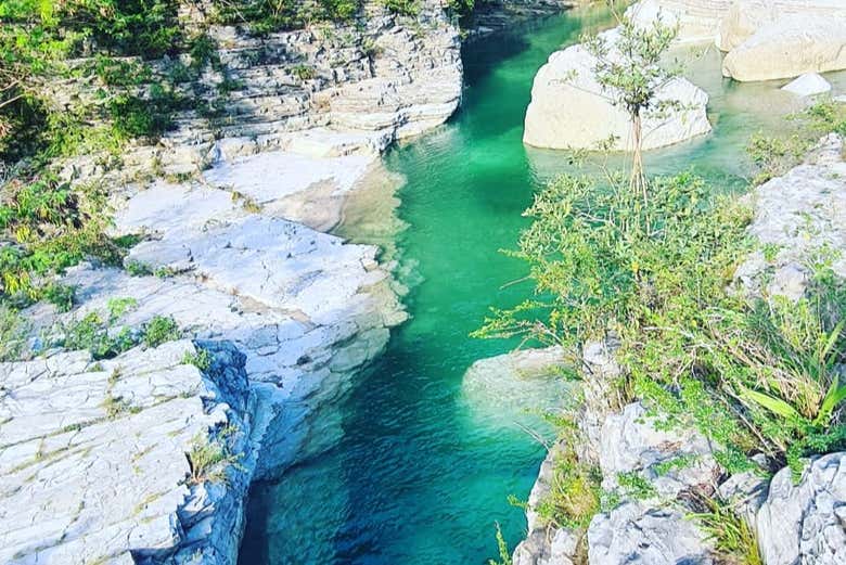 Las aguas cristalinas del río Muchas Aguas