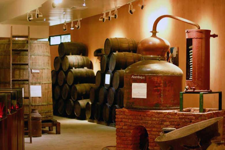 Alambique utilizado para la destilación