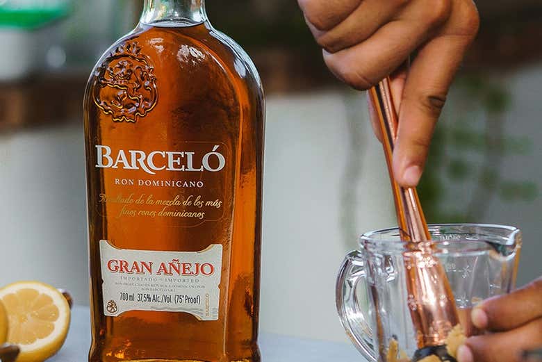 Botella de un Ron Añejo Barceló