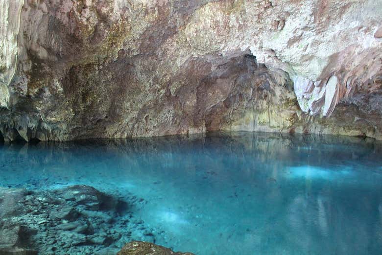Os sorprenderá el color del agua