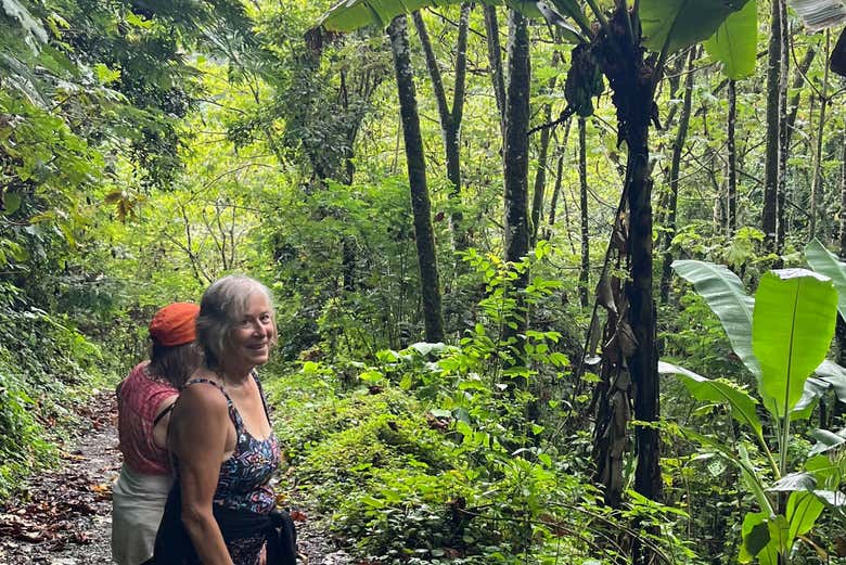 Explorando los senderos de Bonao