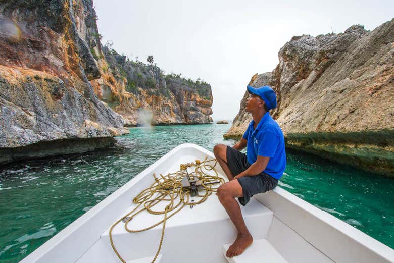 Giro in barca a Bahía de las Águilas