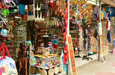 Tour de compras, Museu Âmbar e Fábrica de Tabaco