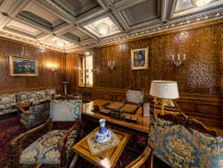 Intérieur du manoir de Ceausescu
