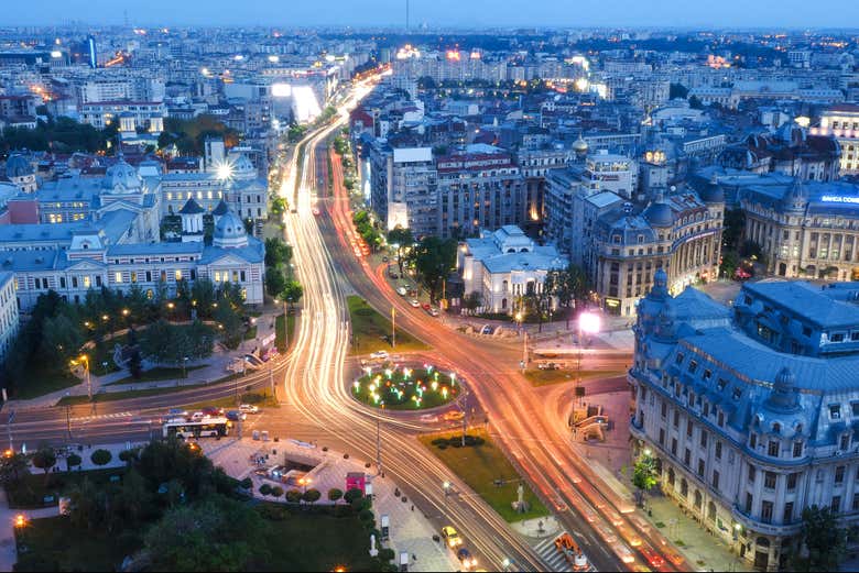 Vista aerea su Bucarest di sera