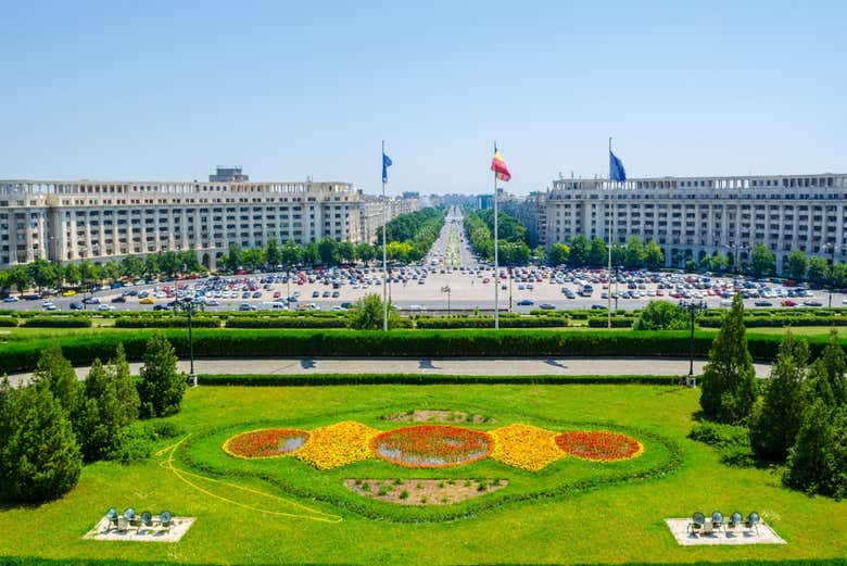 Vista desde el balcón del Parlamento de Bucarest