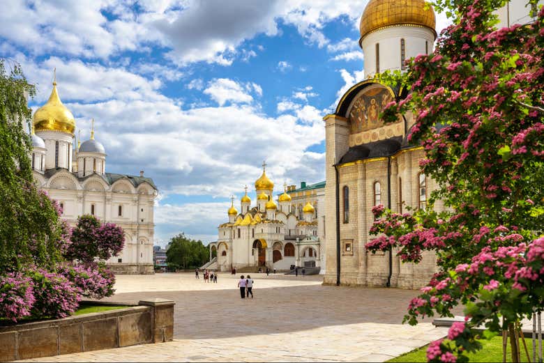 La Plaza de las Catedrales del Kremlin de Moscú