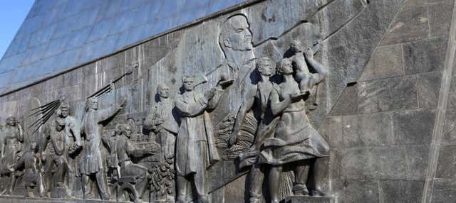 Tour por el VDNKh y el Museo de la Cosmonáutica