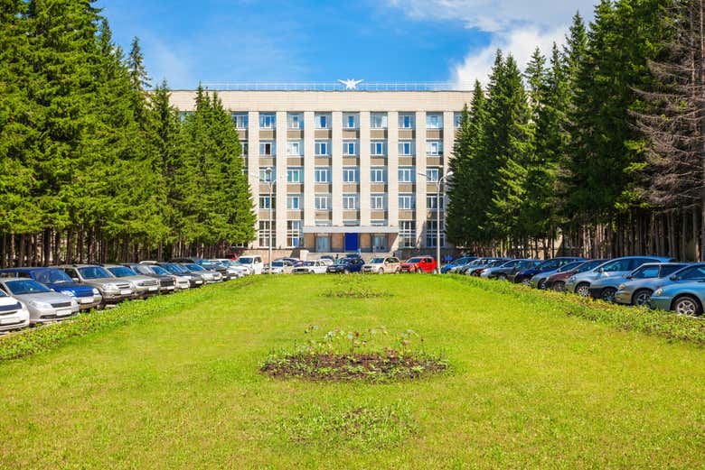 Instituto de Física Nuclear