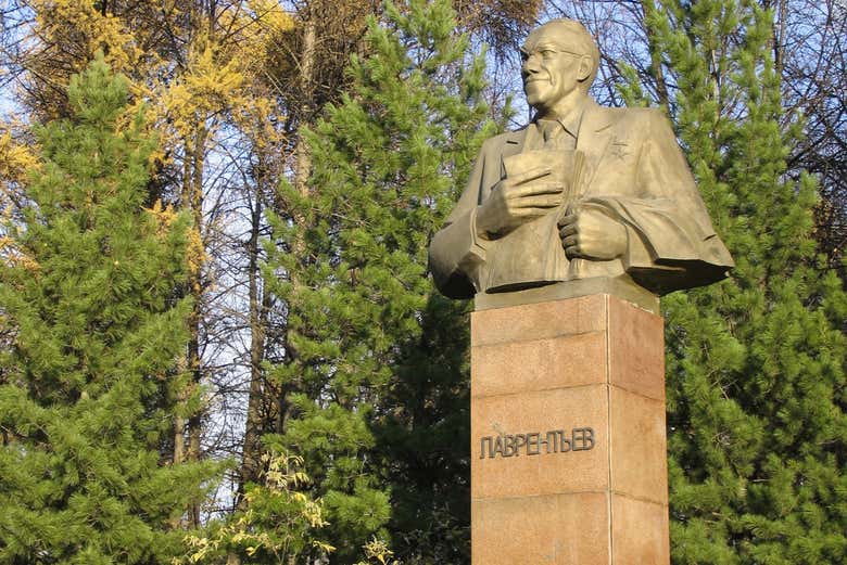 Monumento a Lavrentiev