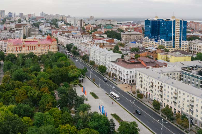 Panoramic view of Sadovaya street