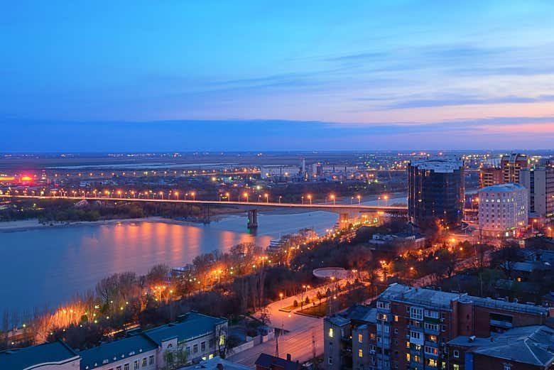 Vista nocturna de Rostov del Don