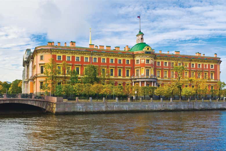 Il molo del castello Michajlovskij