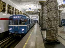Metro de San Petersburgo