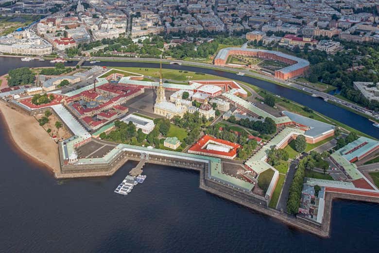 Vista aérea de la Fortaleza de San Pedro y San Pablo