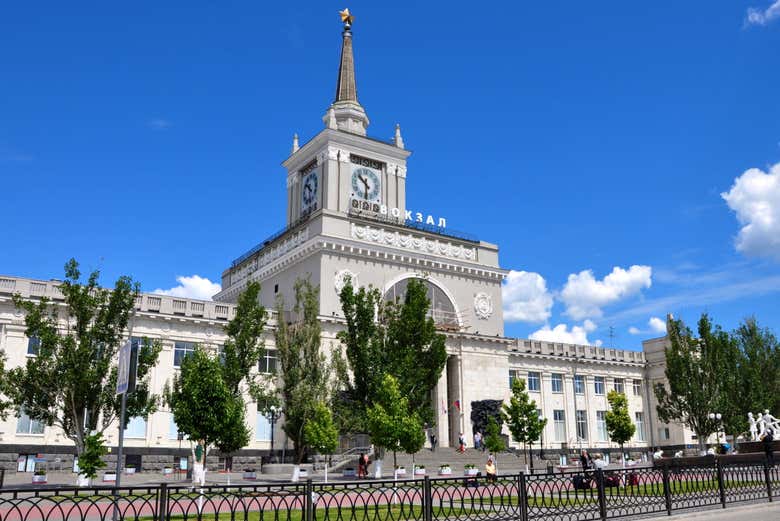 Frente a la estación central de tren