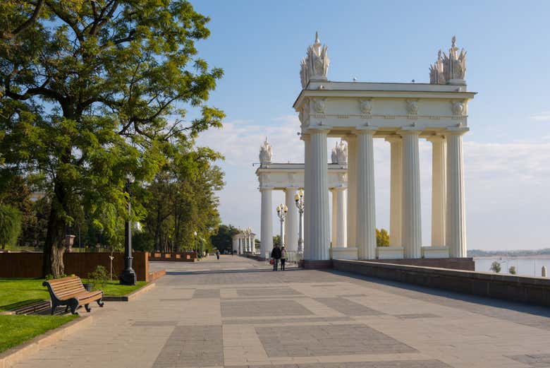 Paseando junto al río Volga