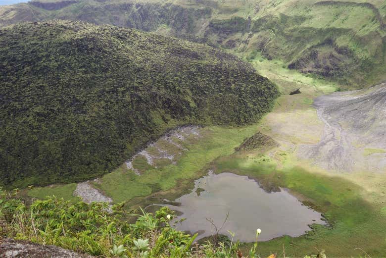Il cratere del vulcano