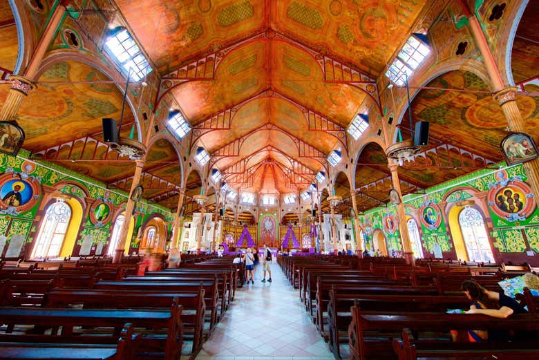 Interior de la Catedral de Castries