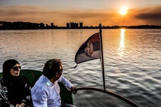 Vivid una travesía inolvidable al atardecer en Belgrado