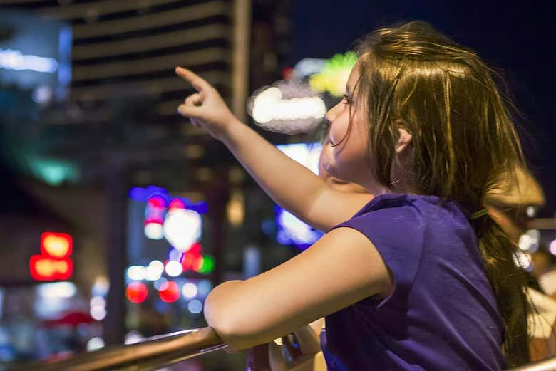 Contemplando las luces de Navidad de Singapur