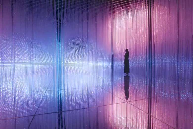 Você admirará 16 surpreendentes instalações digitais