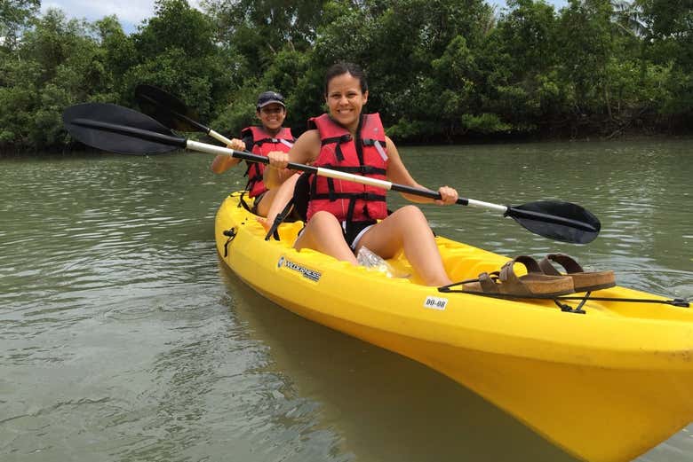 Pulau Ubin Island Sunset Kayak Tour, Singapore