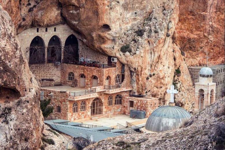 Casas excavadas en la roca