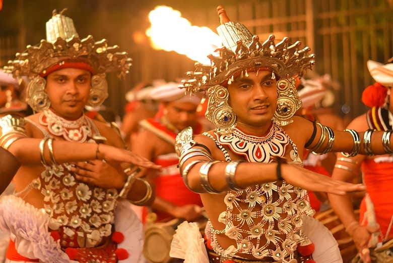Espectáculo de música y baile en Kandy