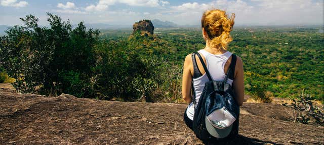 Tour privado por Pidurangala y la aldea Hiriwaduna