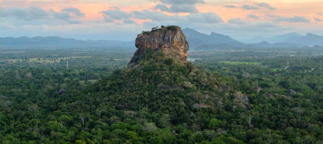 Escursione privata a Sigiriya e Dambulla
