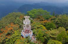 Ambuluwawa Tower and Ramboda Waterfall Trip
