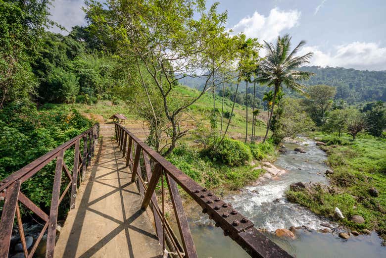 Profiter des magnifiques paysages de la chaîne de montagnes